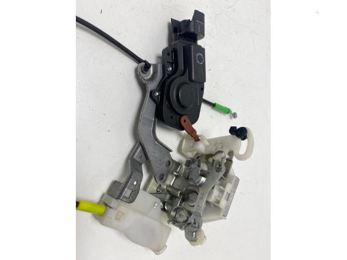 Door Lock Mechanism Door Right Toyota Aygo V Vvt I Aisin