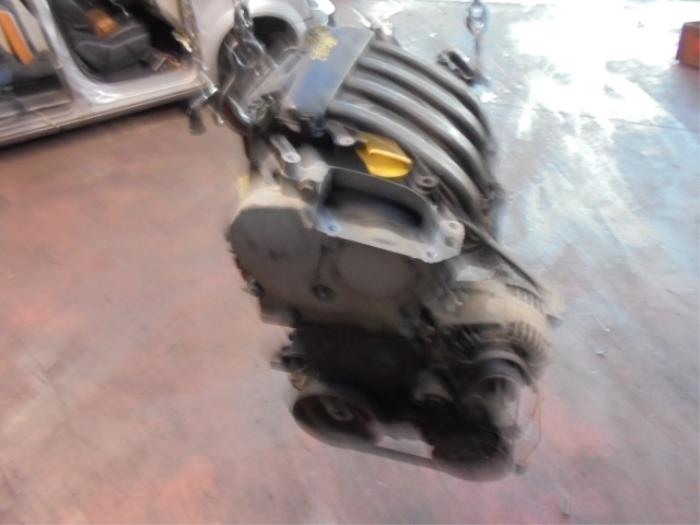 Engine Renault Megane II 1 6 16V Autom K4M