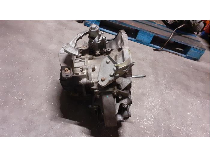 Gearbox Fiat Grande Punto 1 3 JTD Multijet 16V VGT 55206108 199A3000 CV4