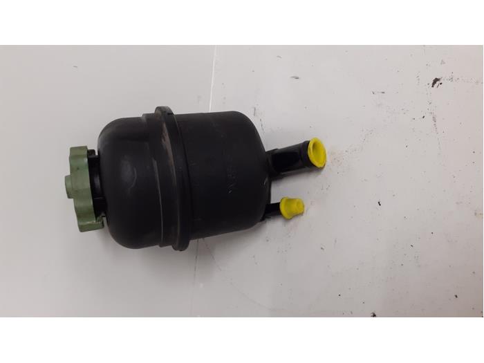 Power Steering Fluid Reservoirs With Part Number HVW Stock