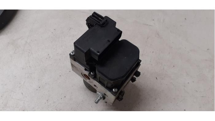 Abs Pump Opel Meriva V Z Xe Bosch