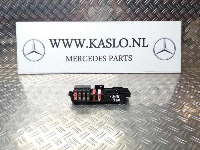 Caja De Fusibles Mercedes Ml Ii Matic V V