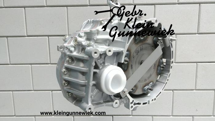 Gearbox Volkswagen Tiguan 09M300036R QNU