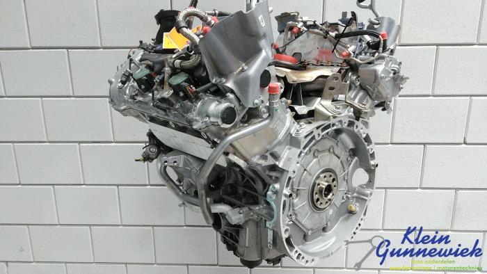 Engine Mercedes E Klasse A1770106205 177980