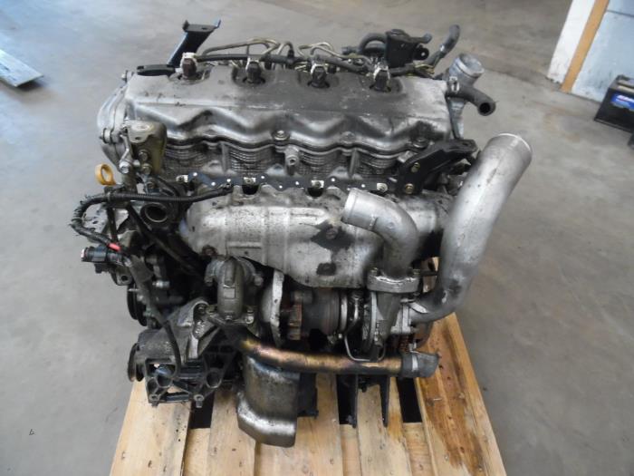 Motor Nissan X Trail 2 2 Di 4x2 YD22 VERHOEF CARS PARTS