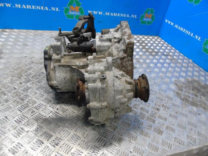 Gearbox Volkswagen Caddy Iii Tdi Bls Jcs