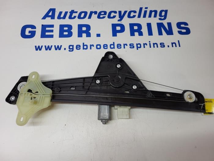 Window Mechanism Door Front Right Renault Clio V Tce V