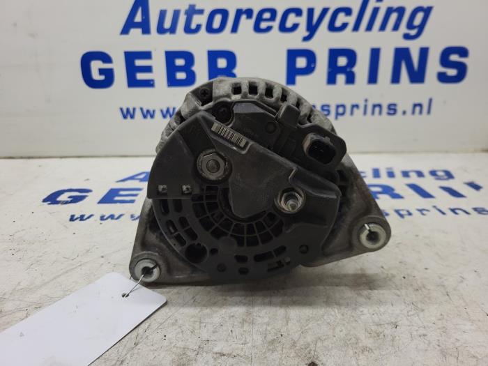 Dynamo Opel Corsa D 1 4 16V Twinport 13266810 A14XER BOSCH