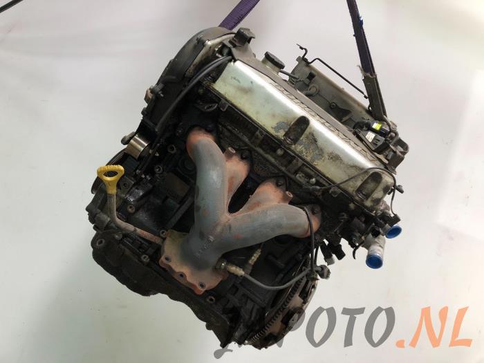 Engine Hyundai Santa Fe I 2 0 16V 4x2 2110138F00 G4JP