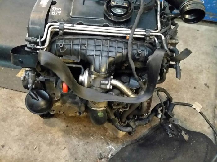 Engine Volkswagen Golf 111111 BKD