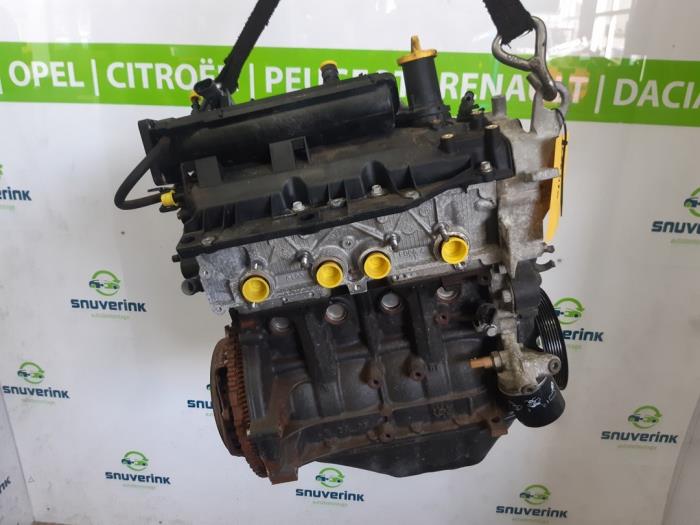 Engine Renault Twingo II 1 2 7701477952 D7F800