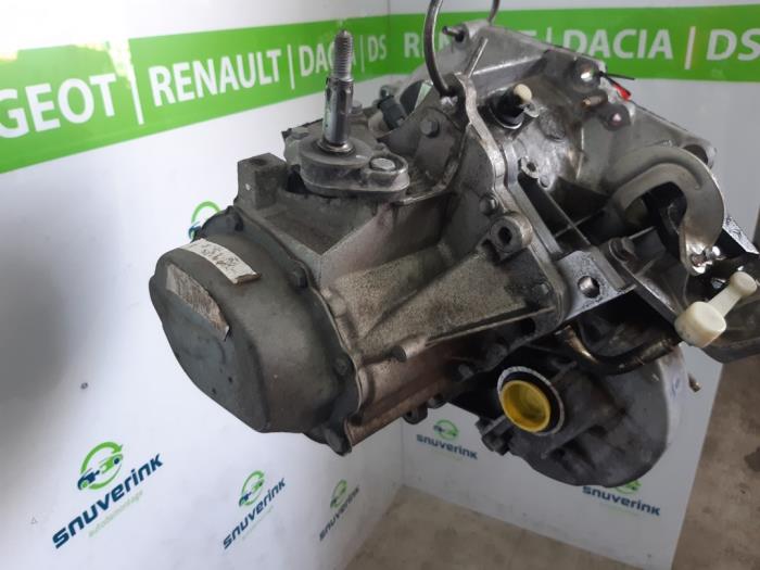 Gearbox Citroen C4 Berline 1 6 16V VTi 2222YA 5FS 20DP42