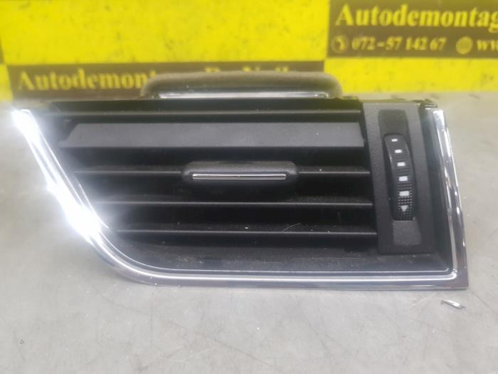 Grille A Ration Tableau De Bord Skoda Octavia Tdi Rs V E A