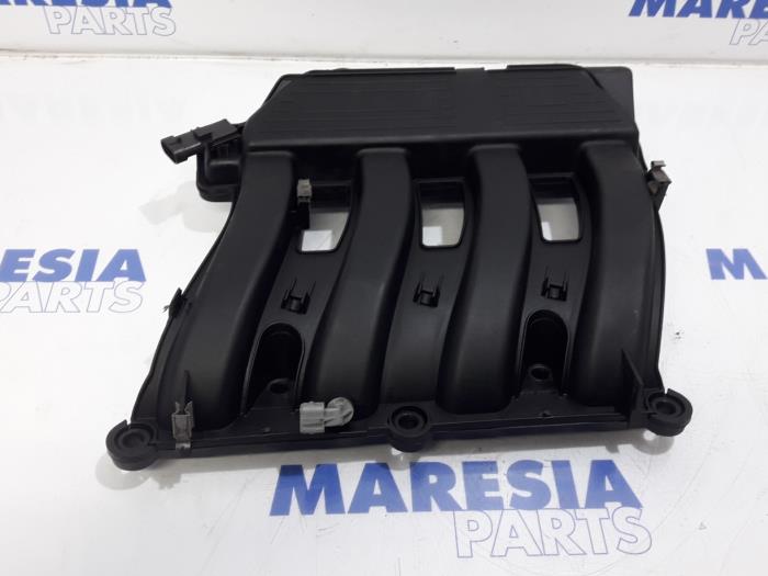 Intake manifold Renault Scénic I 1 8 16V 8200125648 F4P720