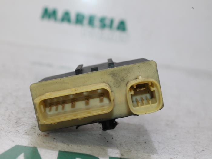 Glow Plug Relay Citroen Berlingo 1 6 Hdi 75 9802424080