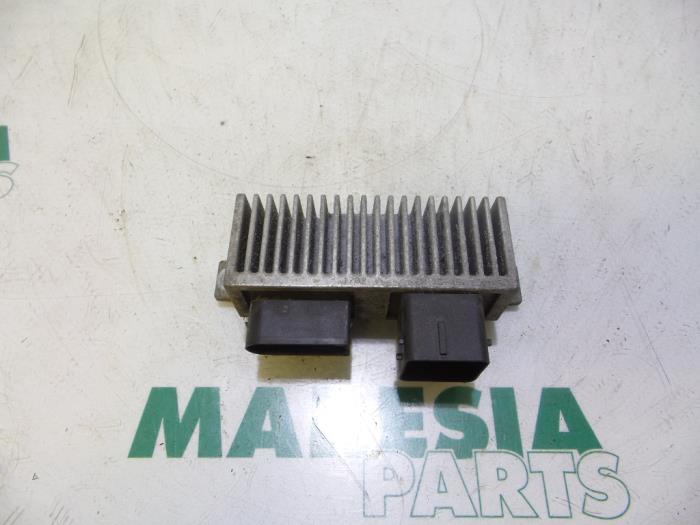 Glow Plug Relay Renault Megane Iii Grandtour Dci