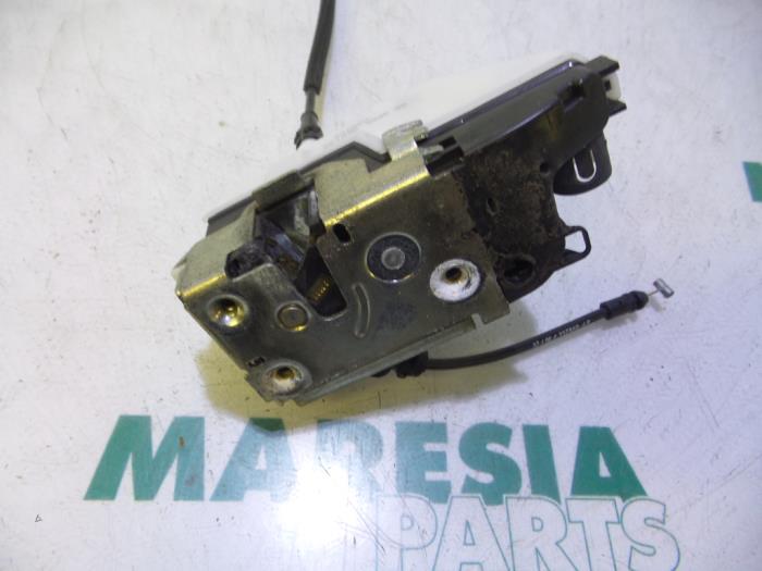 Front Door Lock Mechanism Door Right Renault Laguna Ii Grandtour