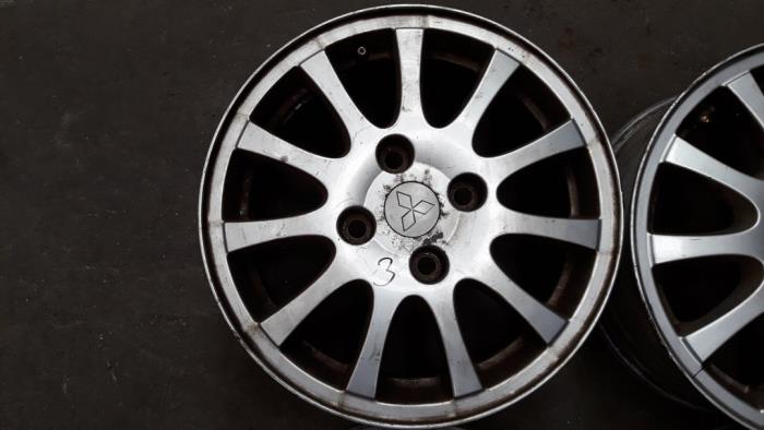 Set Of Sports Wheels Alloy MITSUBIS Autodemontage Joko B V