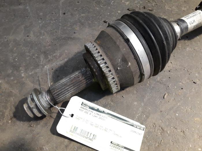 Front Drive Shaft Left Kia Cee D Crdi V H D Fb