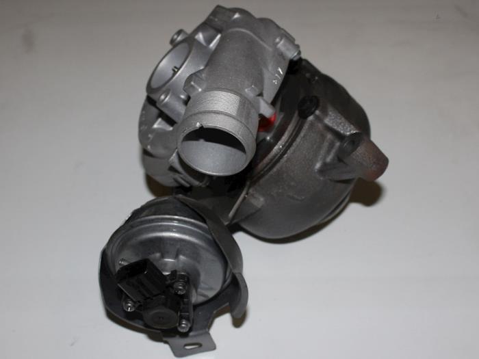 Turbo Volvo V50 7607742 D4204T Automotoren Trading B V