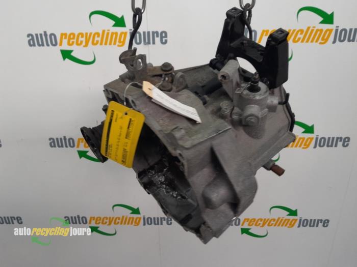 Gearbox Volkswagen Fox 1 2 02T300020A BMD JUR