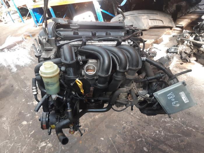 Engine Ford Focus 2 Wagon 1 6 16V HWDA