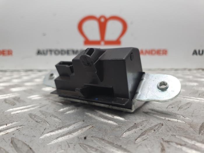 Tailgate Lock Mechanism Opel Corsa D V