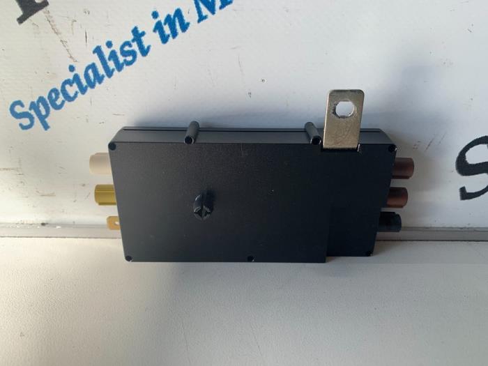 Antenna Amplifier Mercedes A A Drs A Mercedes