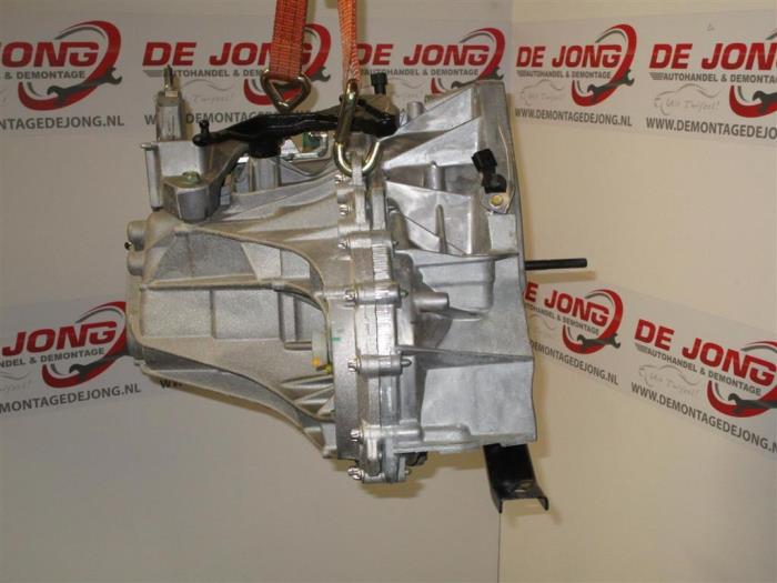 Gearbox Nissan Pulsar Dig T V Qad Tl