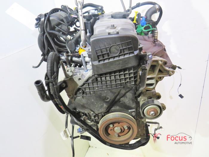 Moteur Peugeot 206 1 1 XR XS 0130Y0 HFV Focus Automotive