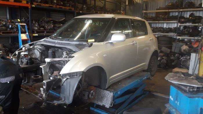 Suzuki Swift Salvage Vehicle Auto Samsen B V