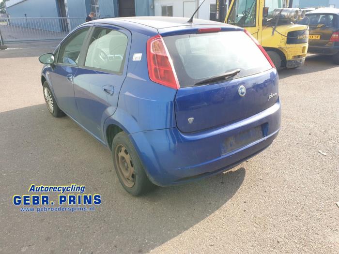 Fiat Punto Salvage Vehicle Blue Autorec Gebr Prins B V