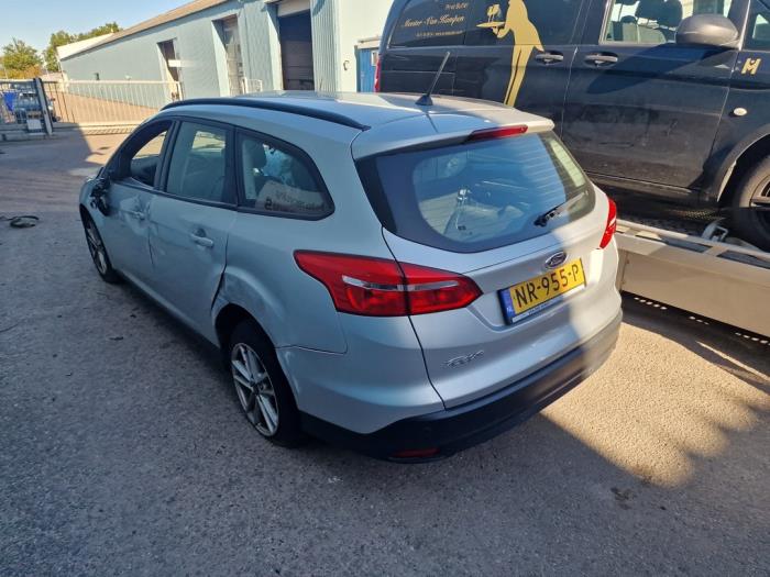 Ford Focus 3 Wagon 1 5 TDCi Salvage Vehicle 2017 Gray