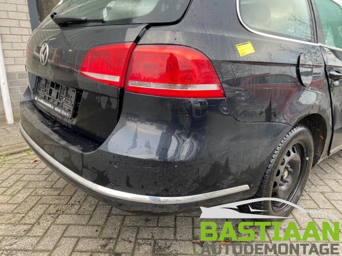 Volkswagen Passat Variant Tdi V Bluemotion Veh Culo De Desguace