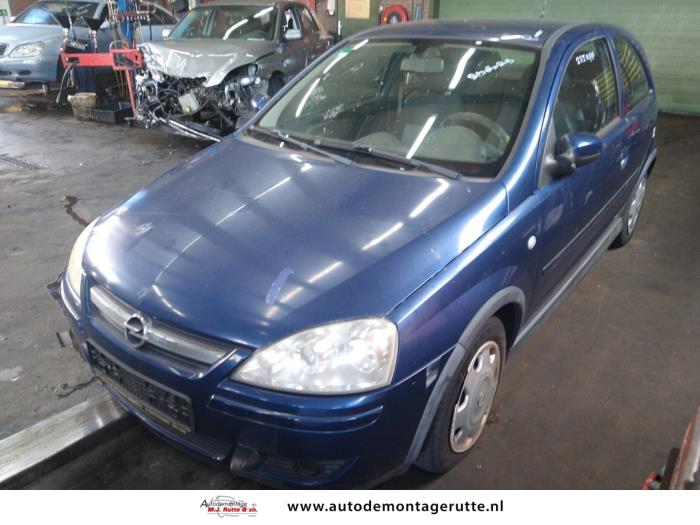 Opel Corsa C 1 2 16V Twin Port Salvage Vehicle 2006 Blue