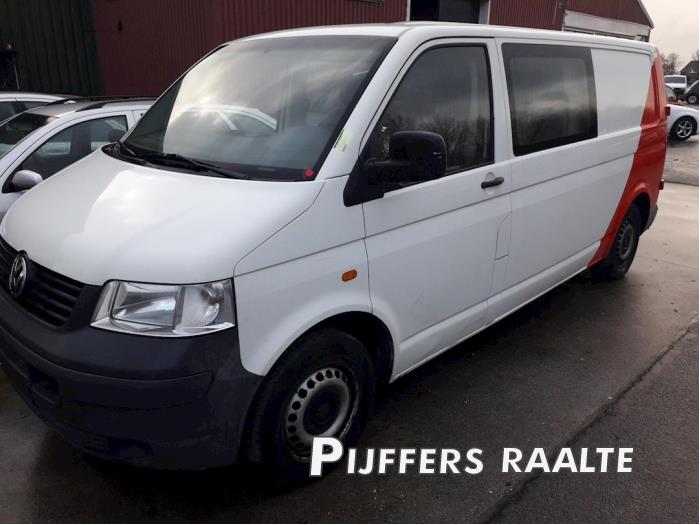 Volkswagen Transporter T5 1 9 TDi Salvage Vehicle 2006 White Gray