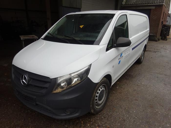 Mercedes Vito 2 2 114 CDI 16V Épave 2018 Blanc