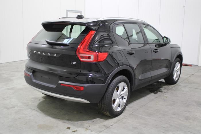 Volvo XC40 1 5 T2 12V Vehículo de desguace 2021 Negro