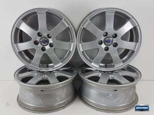 Used Set of sports wheels Volvo S40 (MS) 2.0 D4 20V Price € 199,95 Margin scheme offered by Auto Rima Druten