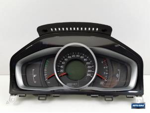 Używane Licznik kilometrów KM Volvo V60 Cena € 149,95 Procedura marży oferowane przez Auto Rima Druten