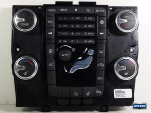 Używane Panel sterowania nagrzewnicy Volvo XC70 Cena € 39,95 Procedura marży oferowane przez Auto Rima Druten