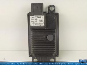 Używane Sterownik tempomatu Volvo V60 I (FW/GW) 2.4 D5 20V Autom. Cena € 149,95 Procedura marży oferowane przez Auto Rima Druten