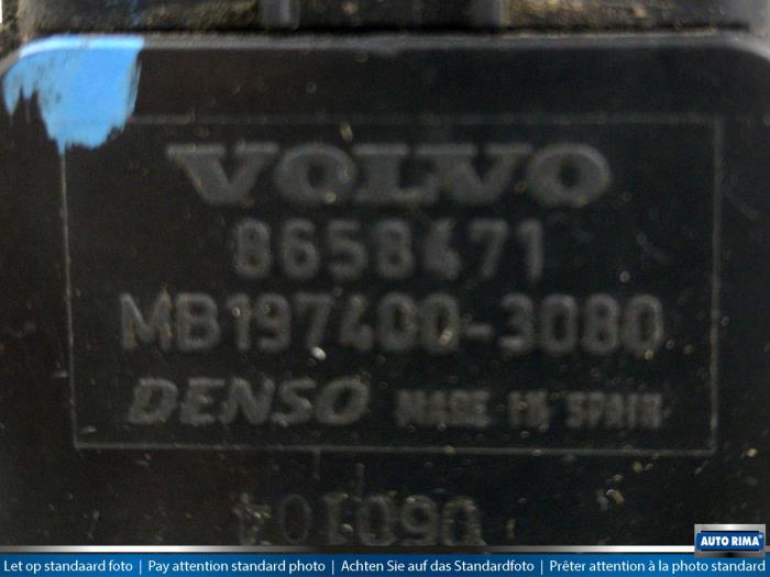 Air mass meter from a Volvo C30 (EK/MK) 2.4i 20V 2007