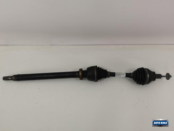 Front drive shaft, right from a Volvo S80 2007