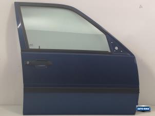 Używane Drzwi prawe przednie wersja 4-drzwiowa Volvo 460 1.8i DL/GL Cena € 74,95 Procedura marży oferowane przez Auto Rima Druten