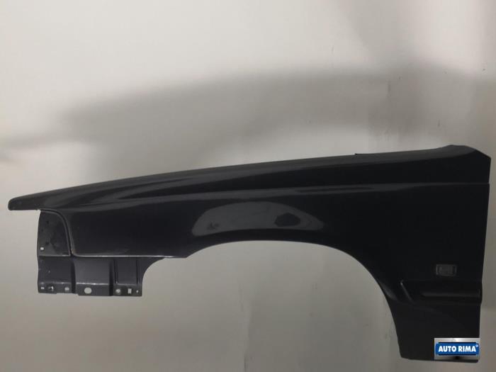 Front wing, left from a Volvo V40 2002