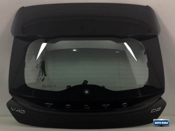 Portón trasero de un Volvo V40 (MV) 1.6 D2 2014