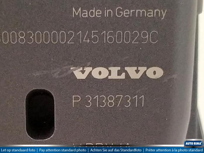 Capteur assistant de freinage d'un Volvo V70 (BW) 2.4 D5 20V 215 2014