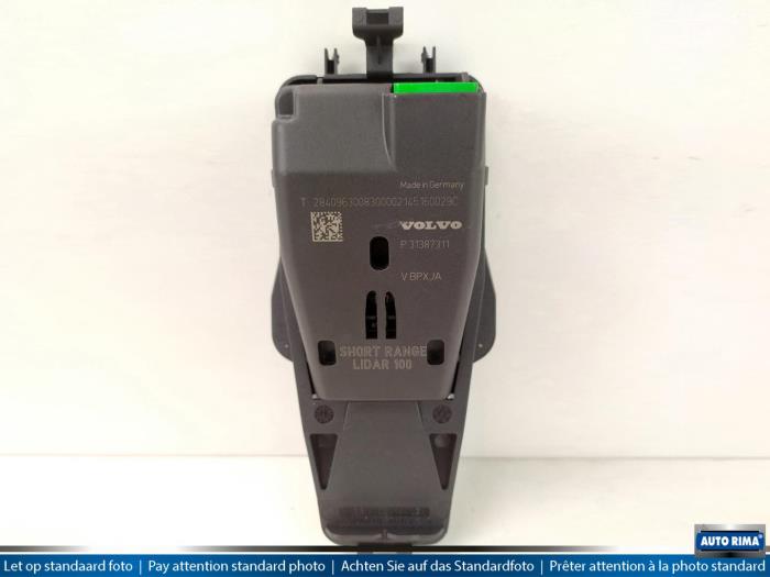 Sensor asistente de frenado de un Volvo V70 (BW) 2.4 D5 20V 215 2014