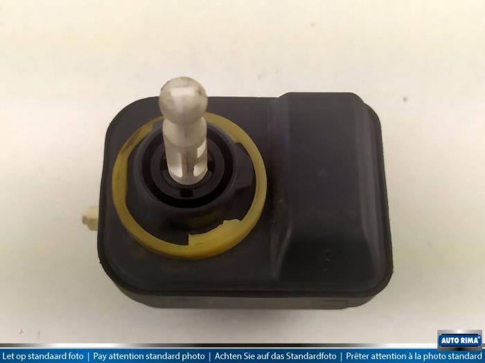 Scheinwerfermotor Volvo V70 2.4 20V 170 - 89033263 VOLVO